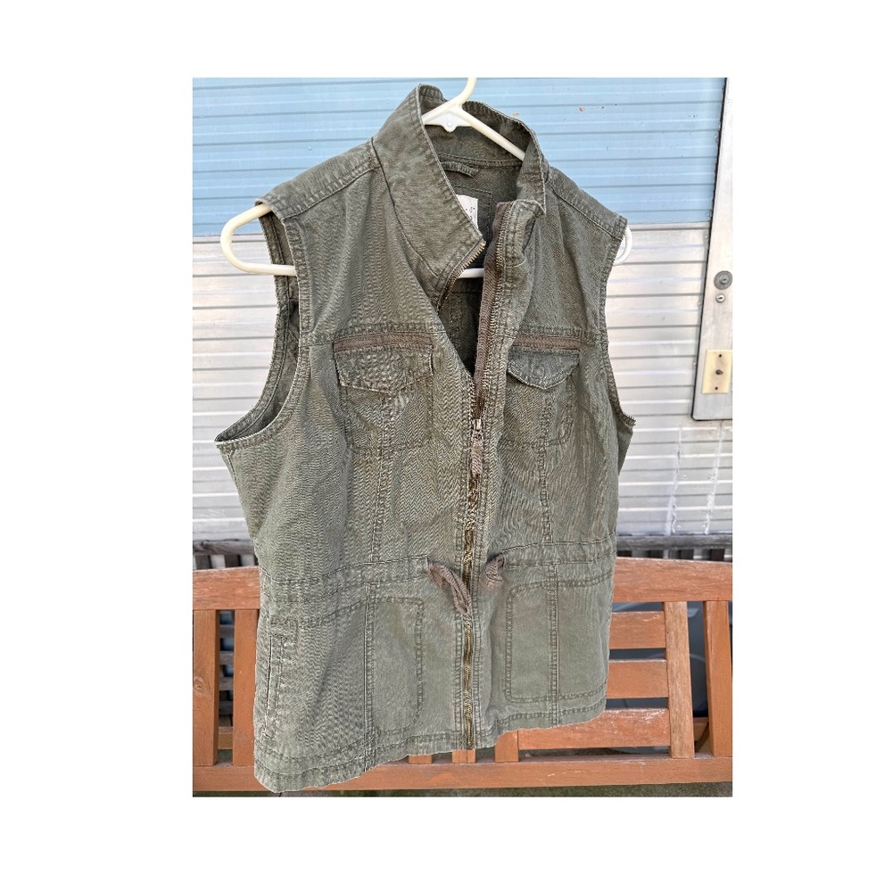 A New Day L Women's Vest Sleeveless Army Green Utility Pockets Military Style